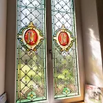 Les Roches Fleuries 3*