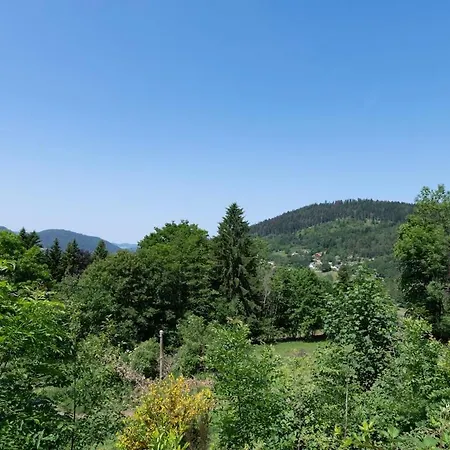 Les Roches Fleuries Bed & Breakfast 3*