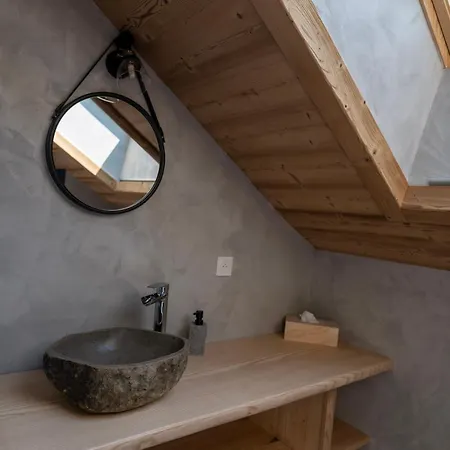 Bed & Breakfast Les Roches Fleuries 3*
