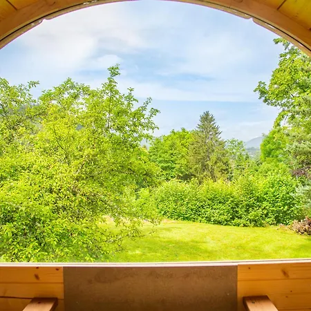 Les Roches Fleuries Bed & Breakfast
