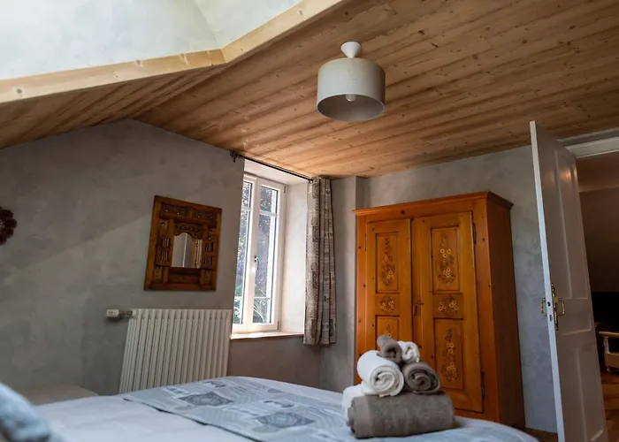 Bed & Breakfast Les Roches Fleuries