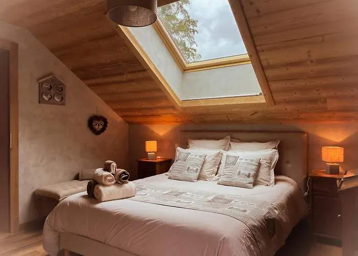 Les Roches Fleuries Bed & Breakfast 3*