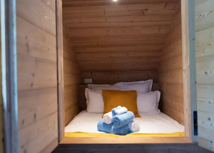 Bed & Breakfast Les Roches Fleuries *