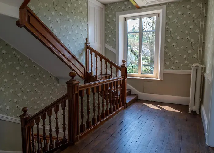 Les Roches Fleuries Bed & Breakfast